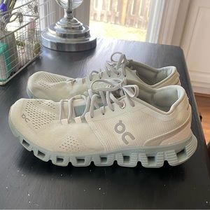 Women’s On Cloud Shoes